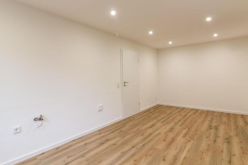 Renovierte 2-Zimmer Wohnung in ruhiger Lage von Pellingen 2 zimmer