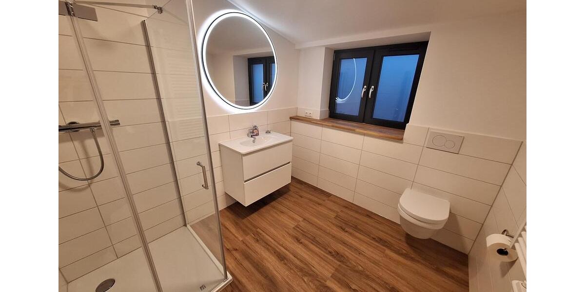 Wohnen auf Zeit Neumünster - 4 Zimmer, 12 m&sup2;, 440&euro; | Angebot:25303662