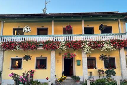 Wohnen auf Zeit Wegscheid - 4 Zimmer, 140 m&sup2;, 94&euro; | Angebot:25468438