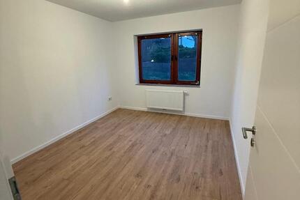 65qm modernisierte 2-Zi. Wohnung | 1100€ alles außer Strom 2 zimmer