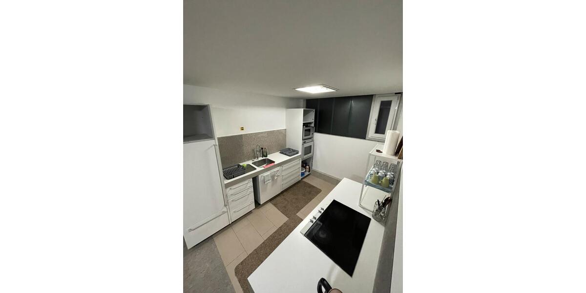 Wohnen auf Zeit Waiblingen - 4 Zimmer, 150 m&sup2;, 150&euro; | Angebot:25414786