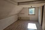 Grundstück 1200 qm mit älterem Wohnhaus und Nebengebäuden