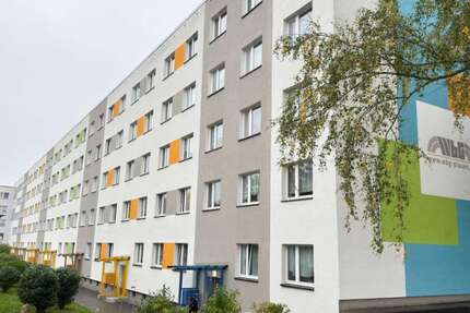 Wohnung Plauen Neundorfer Vorstadt - 3 Zimmer, 58 m&sup2;, 355&euro; | Angebot:26749165