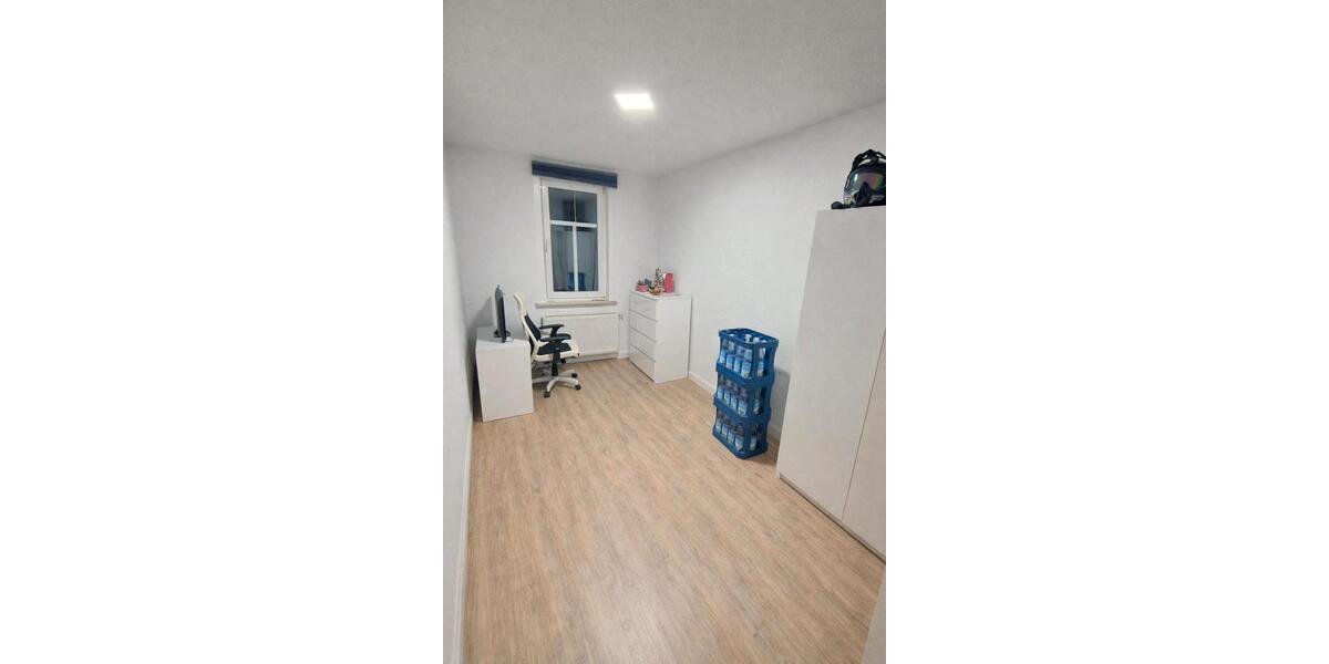 Etagenwohnung Geratal - 3 Zimmer, 78 m&sup2;, 500&euro; | Angebot:26223219