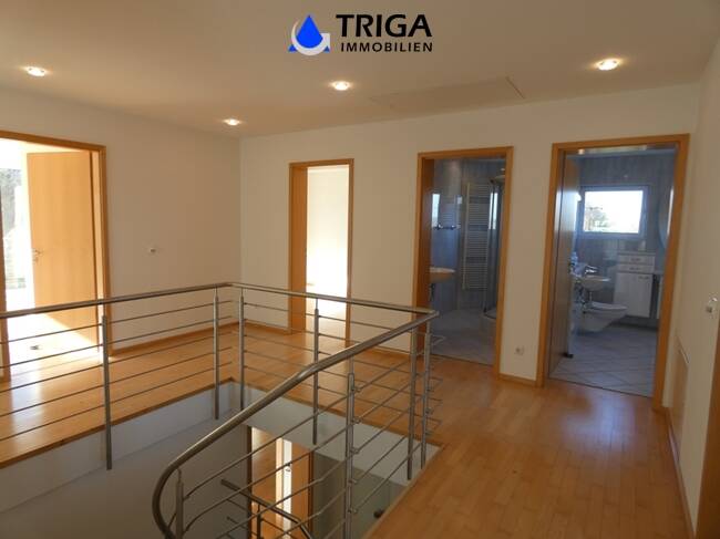 Doppelhaushälfte Nordhausen - 7 Zimmer, 340 m&sup2;, 2.200&euro; | Angebot:25703987