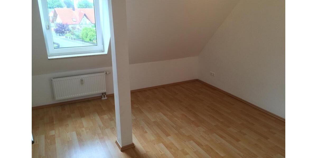 Dachgeschoßwohnung Speichersdorf - 2 Zimmer, 40 m&sup2;, 350&euro; | Angebot:25961647
