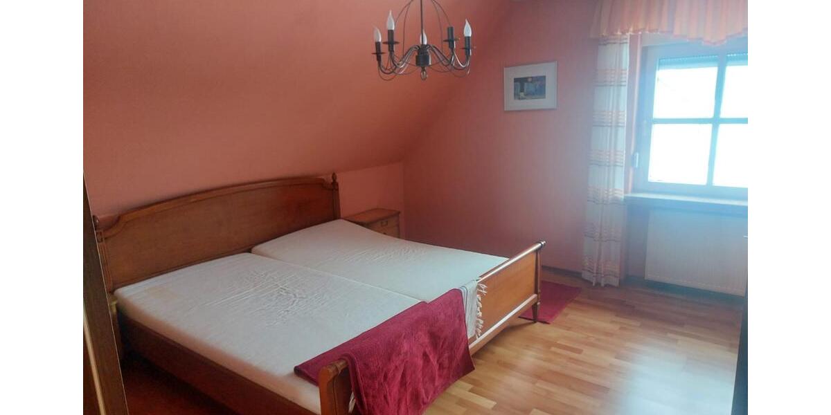 Etagenwohnung Wilhelmsthal - 2 Zimmer, 91 m&sup2;, 640&euro; | Angebot:26048603