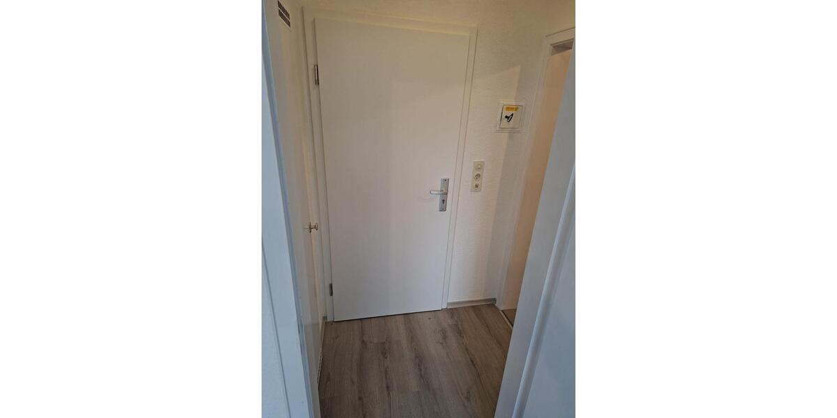 Etagenwohnung Emden - 1 Zimmer, 31 m&sup2;, 300&euro; | Angebot:25253592