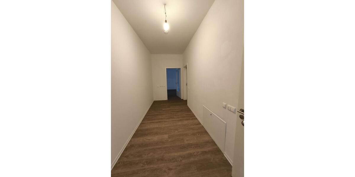 Erdgeschoßwohnung Burg - 2 Zimmer, 97 m&sup2;, 875&euro; | Angebot:20971040