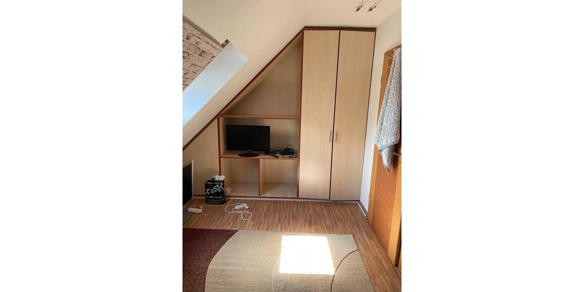 Wohnen auf Zeit Steinhöfel - 15 Zimmer, 18 m&sup2;, 350&euro; | Angebot:25757048