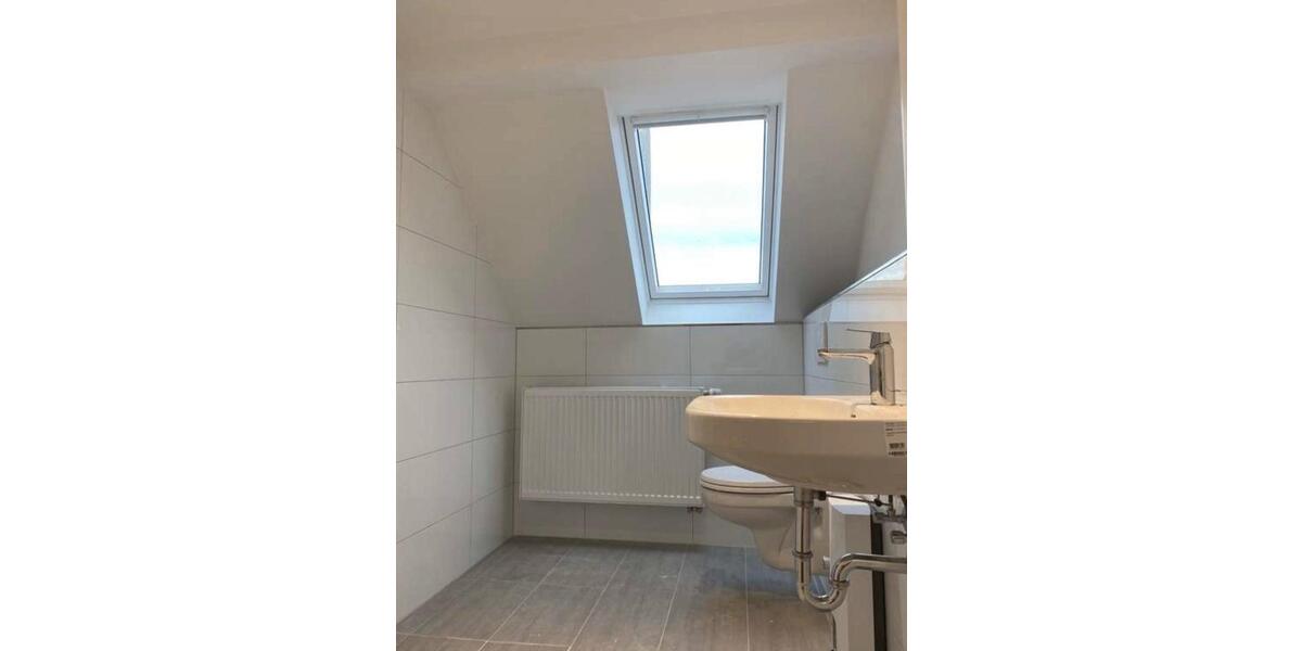 Etagenwohnung Jüchen - 3 Zimmer, 79 m&sup2;, 1.035&euro; | Angebot:25047284