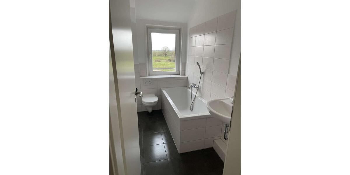 Dachgeschoßwohnung Grevesmühlen - 3.5 Zimmer, 63 m&sup2;, 473&euro; | Angebot:22712934