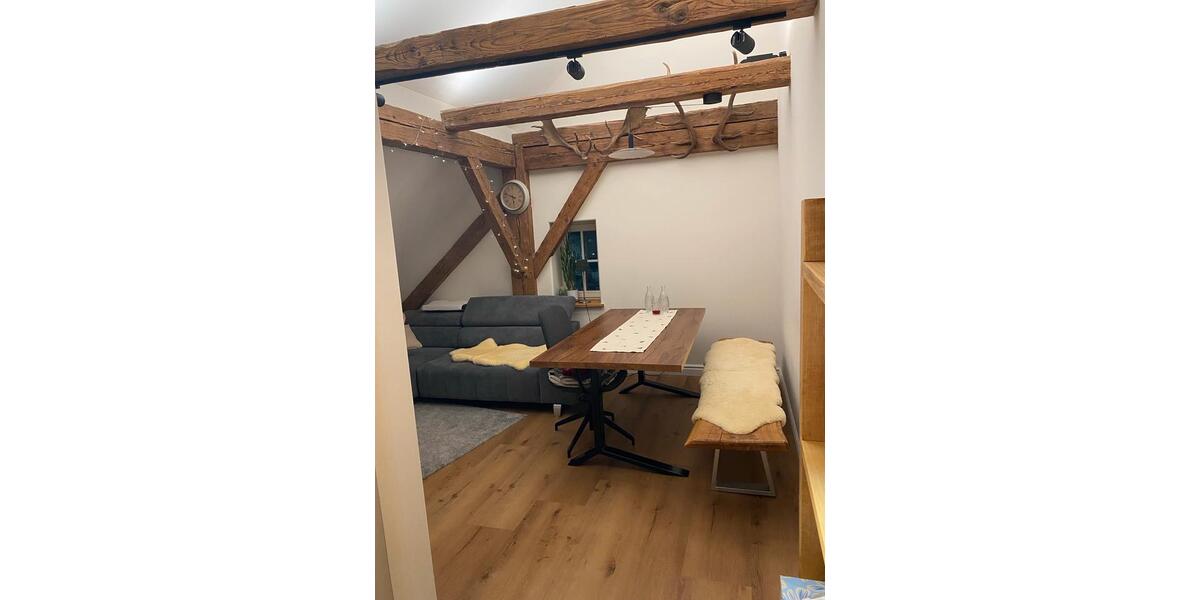 Dachgeschoßwohnung Velden - 2 Zimmer, 65 m&sup2;, 1.200&euro; | Angebot:25996921