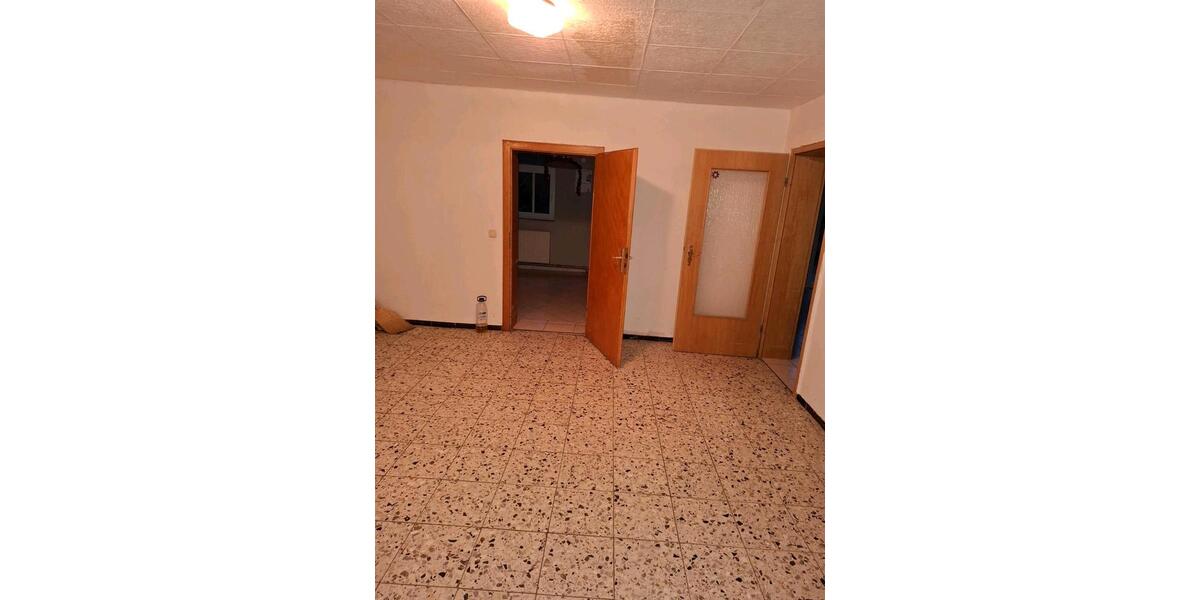 Erdgeschoßwohnung Rinteln - 5 Zimmer, 152 m&sup2;, 1.064&euro; | Angebot:24657729