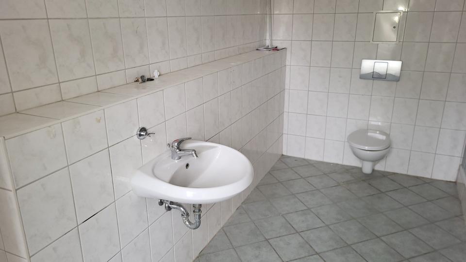 Etagenwohnung Zeitz - 3 Zimmer, 88 m&sup2;, 490&euro; | Angebot:25974882