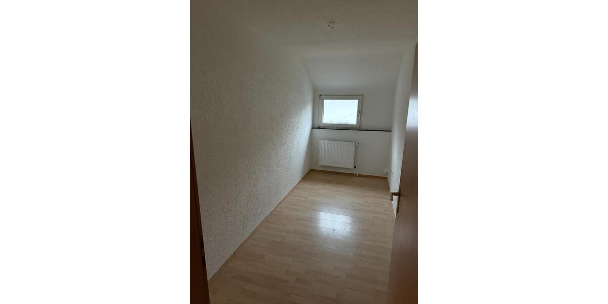 Dachgeschoßwohnung Hoppstädten-Weiersbach Weiersbach - 6 Zimmer, 57 m&sup2;, 625&euro; | Angebot:23838680