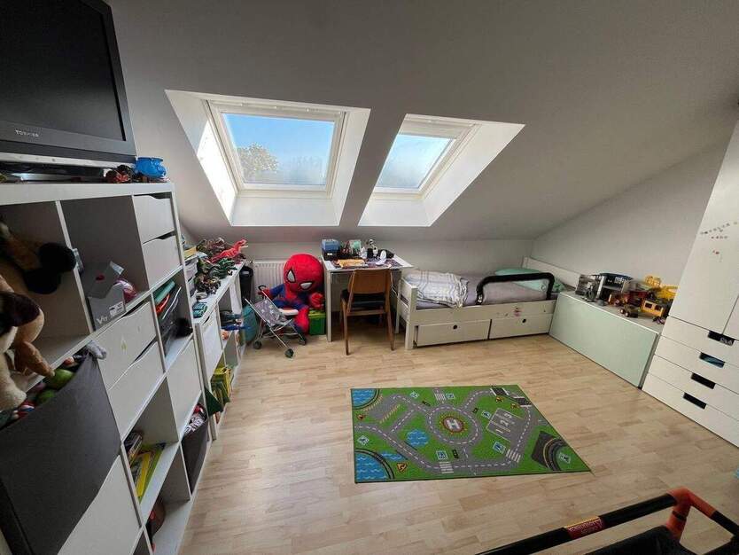 Großzügige und helle 4-Zimmer-Wohnung im Herzen von Feucht 4 zimmer