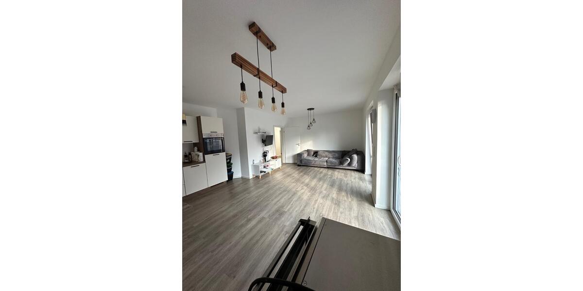 Erdgeschoßwohnung Papenburg - 3 Zimmer, 82 m&sup2;, 900&euro; | Angebot:25479546