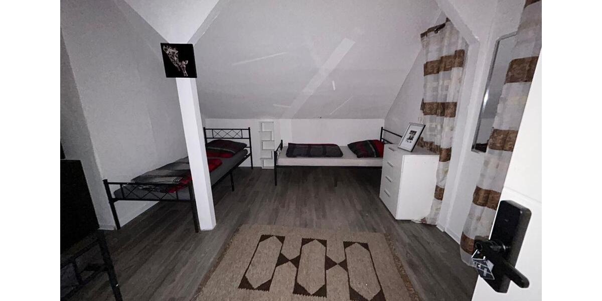 Wohnen auf Zeit Papenburg - 8 Zimmer, 240 m&sup2;, 15&euro; | Angebot:16828874