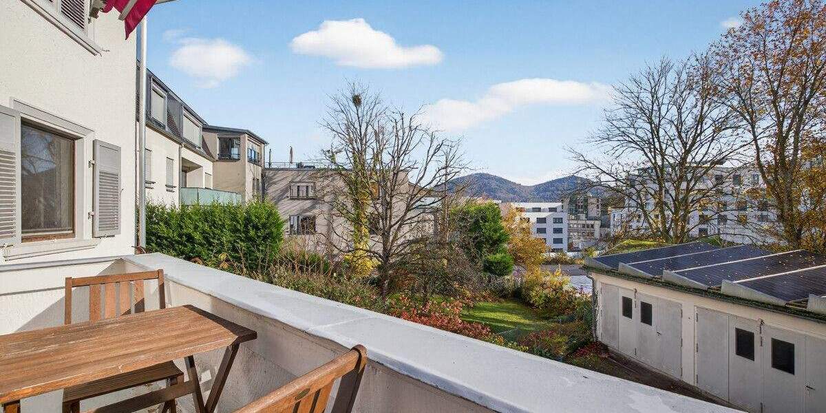 Etagenwohnung Baden-Baden Innenstadt - 4 Zimmer, 115 m&sup2;, 1.280&euro; | Angebot:24860413