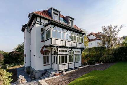 Wohnung Wiesbaden Nordost - 3 Zimmer, 110 m&sup2;, 2.700&euro; | Angebot:26737982