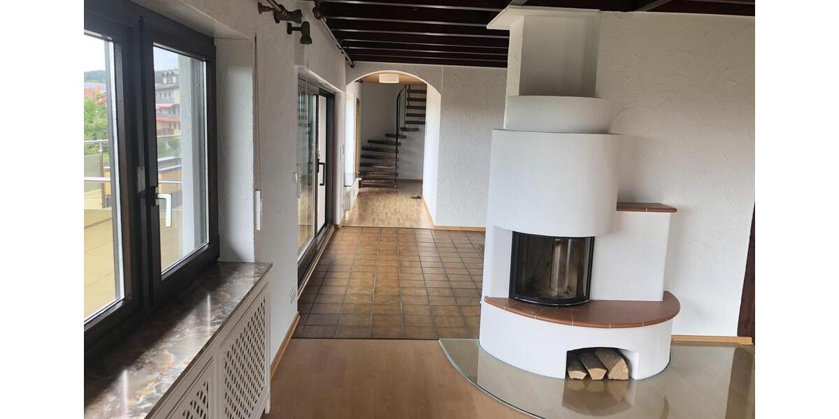 Maisonettenwohnung Baden-Baden Lichtental - 4 Zimmer, 196 m&sup2;, 1.400&euro; | Angebot:26031768