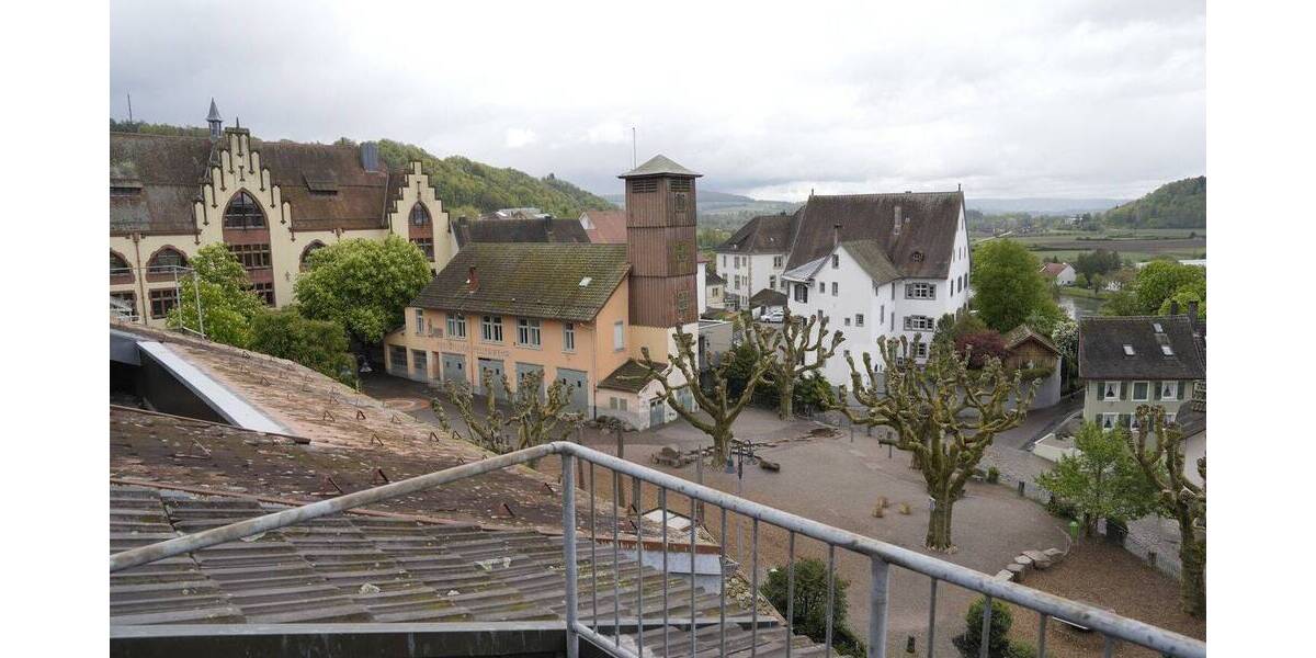 Etagenwohnung Waldshut-Tiengen Waldshut - 3 Zimmer, 115 m&sup2;, 1.724&euro; | Angebot:25996664