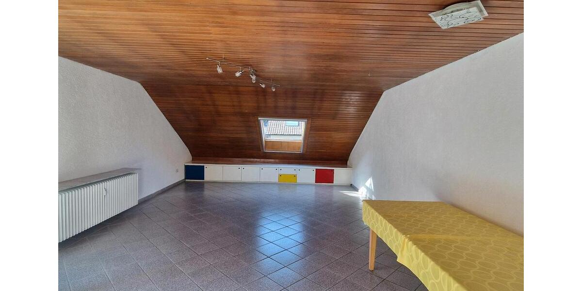 Dachgeschoßwohnung Bad Dürkheim - 2 Zimmer, 61 m&sup2;, 800&euro; | Angebot:25614283