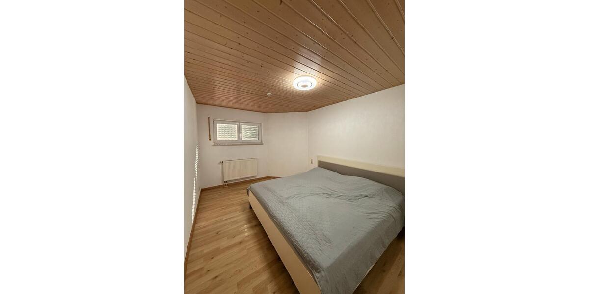 Etagenwohnung Salach - 2.5 Zimmer, 63 m&sup2;, 850&euro; | Angebot:26636247