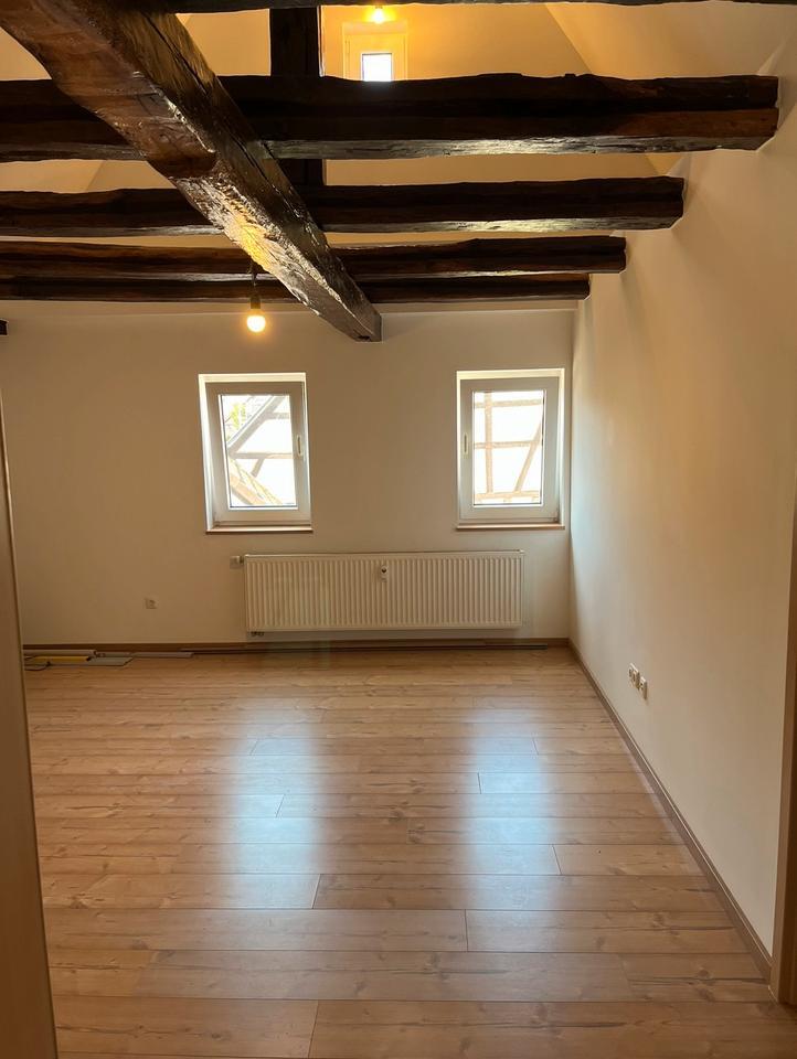 2 Zimmer Dachgeschosswohnung in 63933 Mönchberg zimmer