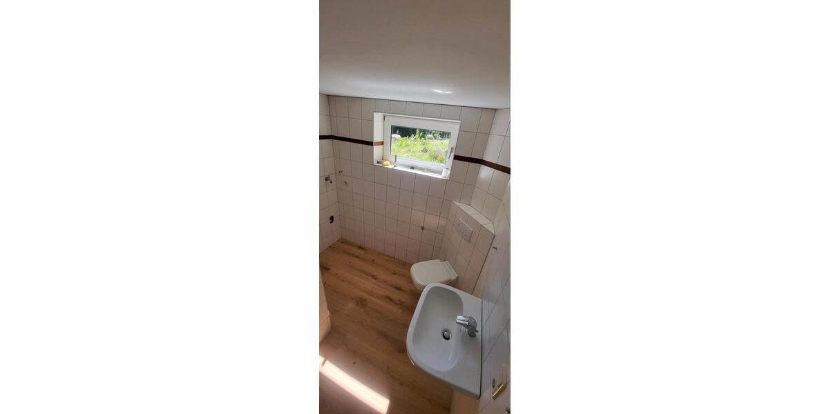Einfamilienhaus Bispingen - 10 Zimmer, 280 m&sup2;, 2.300&euro; | Angebot:25275115