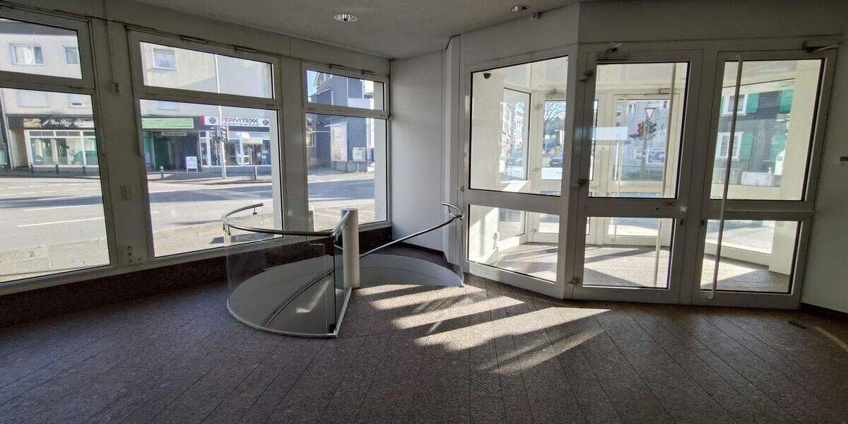 Gewerbeobjekt Remscheid Nord - 5 Zimmer, 257 m&sup2;, 2.190&euro; | Angebot:24027043