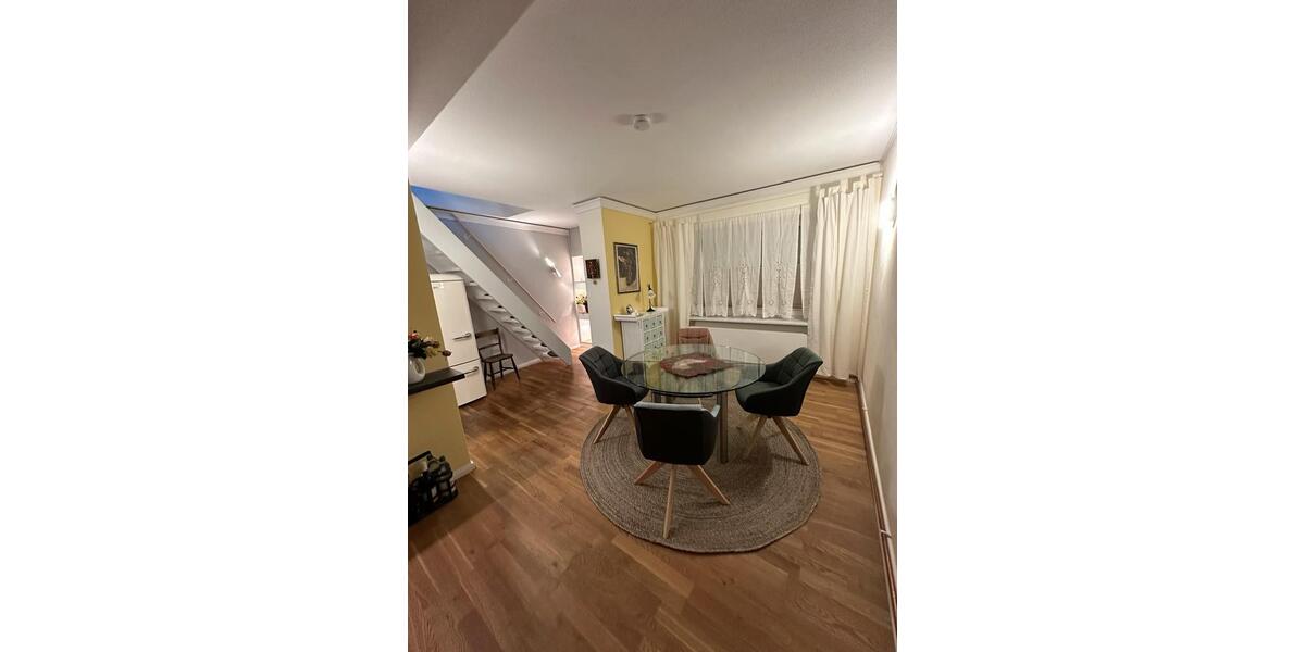 Etagenwohnung Lüneburg - 3 Zimmer, 80 m&sup2;, 1.200&euro; | Angebot:26166566