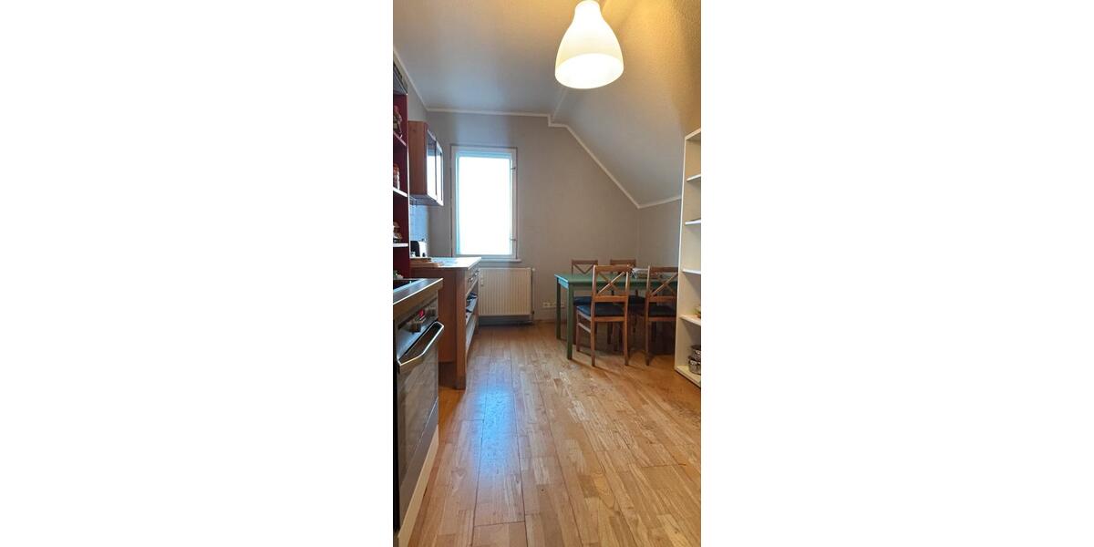 Dachgeschoßwohnung Hennigsdorf - 2 Zimmer, 70 m&sup2;, 1.190&euro; | Angebot:24826666