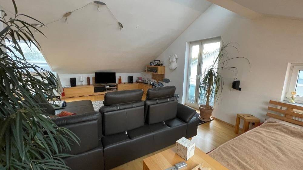 Maisonette Wohnung - 2 floor apartment in Stuttgart VaihingenKaltental available mid. February 2026 4 zimmer