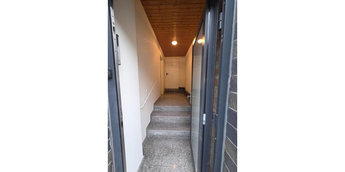 Gewerbeeinheit Ideal für: Fahrschule, Nachhilfe, Praxis,... in HD zimmer