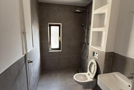 renovierte kernsanierte 3 Zimmer - Wohnung in Zentraumsnähe 3 zimmer