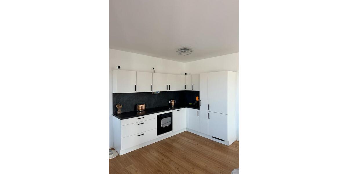 Etagenwohnung Wolmirstedt - 3.5 Zimmer, 102 m&sup2;, 1.267&euro; | Angebot:26602660