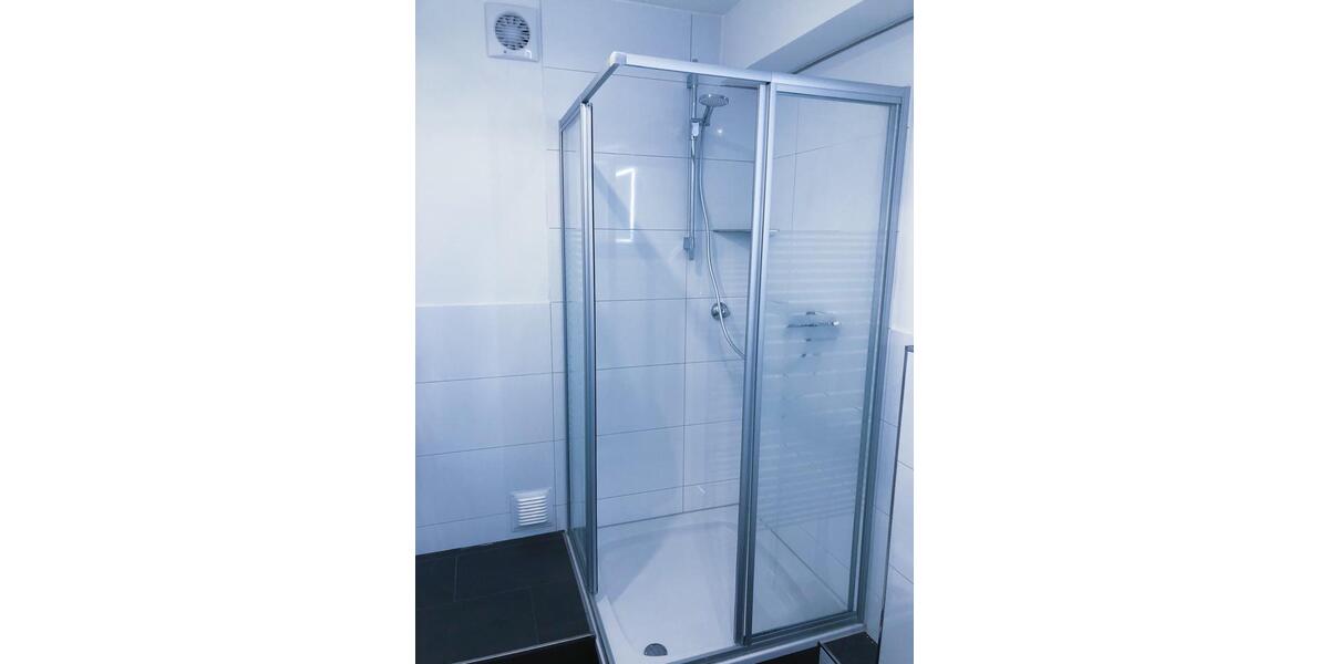 Etagenwohnung Mönchengladbach - 2 Zimmer, 72 m&sup2;, 749&euro; | Angebot:25238948