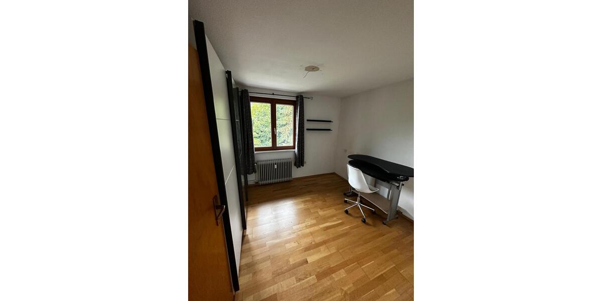 Etagenwohnung Schramberg Tennenbronn - 4 Zimmer, 98 m&sup2;, 900&euro; | Angebot:25612137