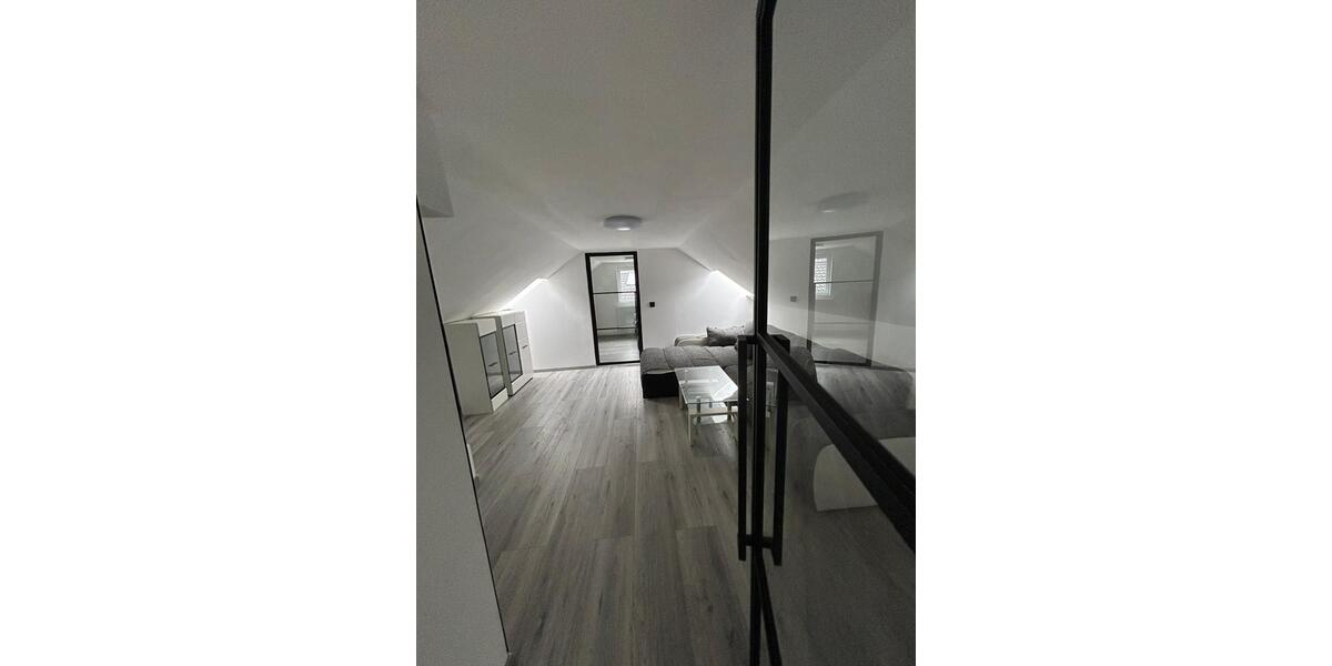 Dachgeschoßwohnung Oberndorf am Neckar - 2 Zimmer, 50 m&sup2;, 700&euro; | Angebot:24789214