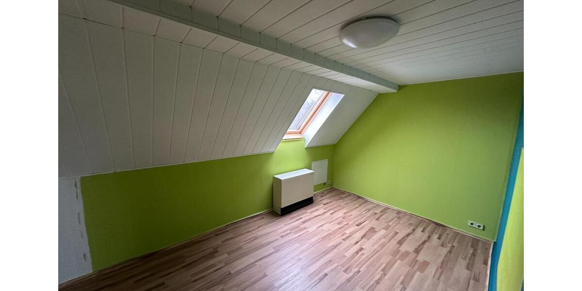 3-Raum Wohnung Dachgeschoss 3 zimmer