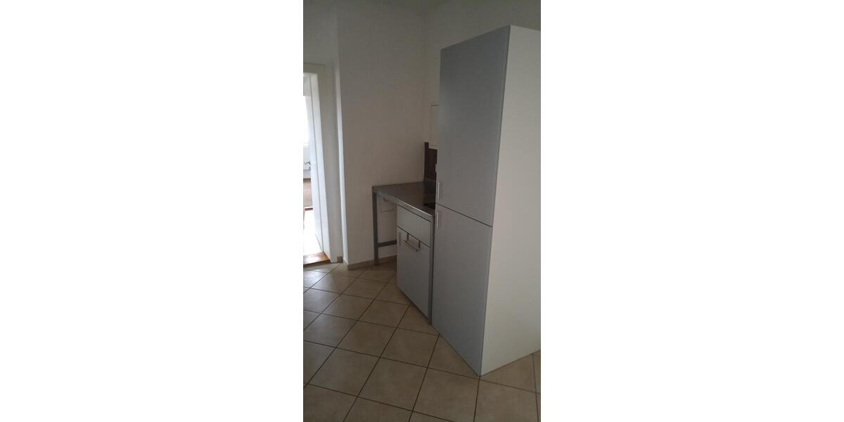 Erdgeschoßwohnung Eschershausen - 4 Zimmer, 100 m&sup2;, 590&euro; | Angebot:25650329