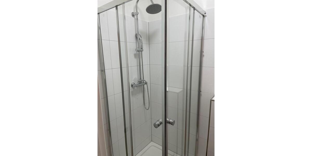 Wohnen auf Zeit Köln - 6 Zimmer, 19 m&sup2;, 18&euro; | Angebot:19929266