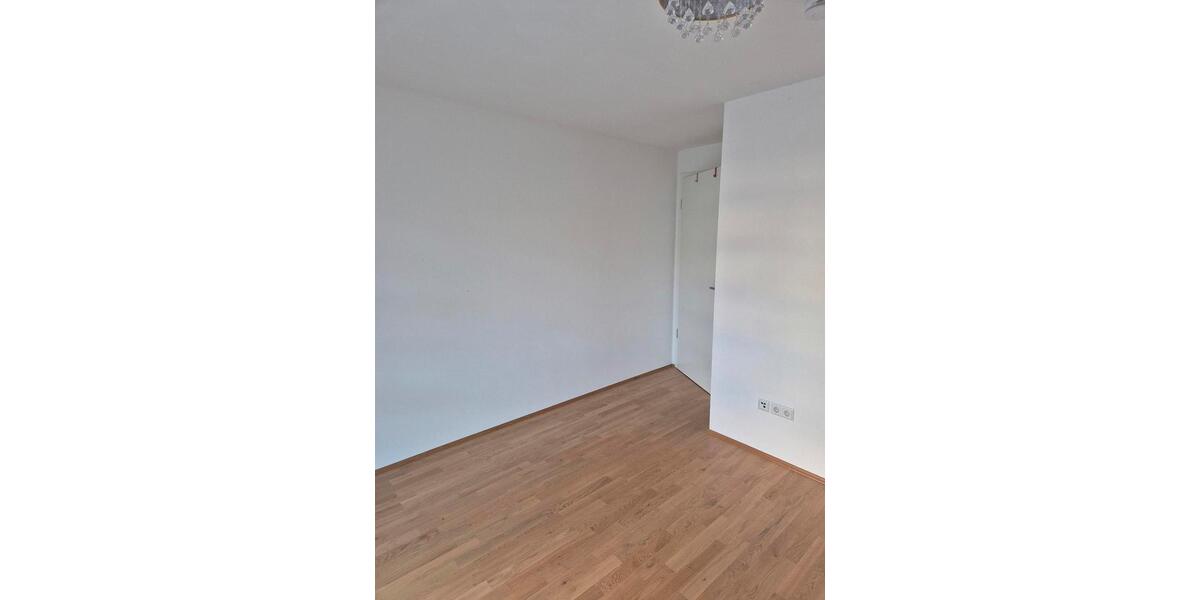 Erdgeschoßwohnung Crailsheim - 3.5 Zimmer, 107 m&sup2;, 1.290&euro; | Angebot:25791250