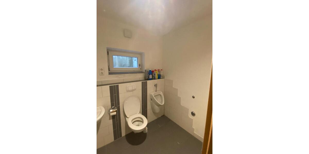 Wohnen auf Zeit Weidenbach - 4 Zimmer, 60 m&sup2;, 235&euro; | Angebot:26365944