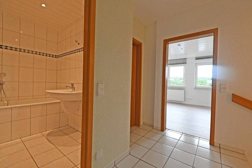 Paradies für Kinder! Frisch renoviertes EFH mit Garten & Garage in Grünlage Velbert