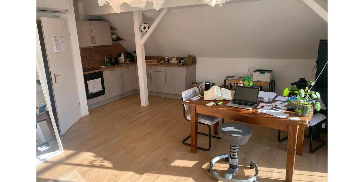 Dachgeschoßwohnung Schleswig - 3 Zimmer, 62 m&sup2;, 700&euro; | Angebot:25225071