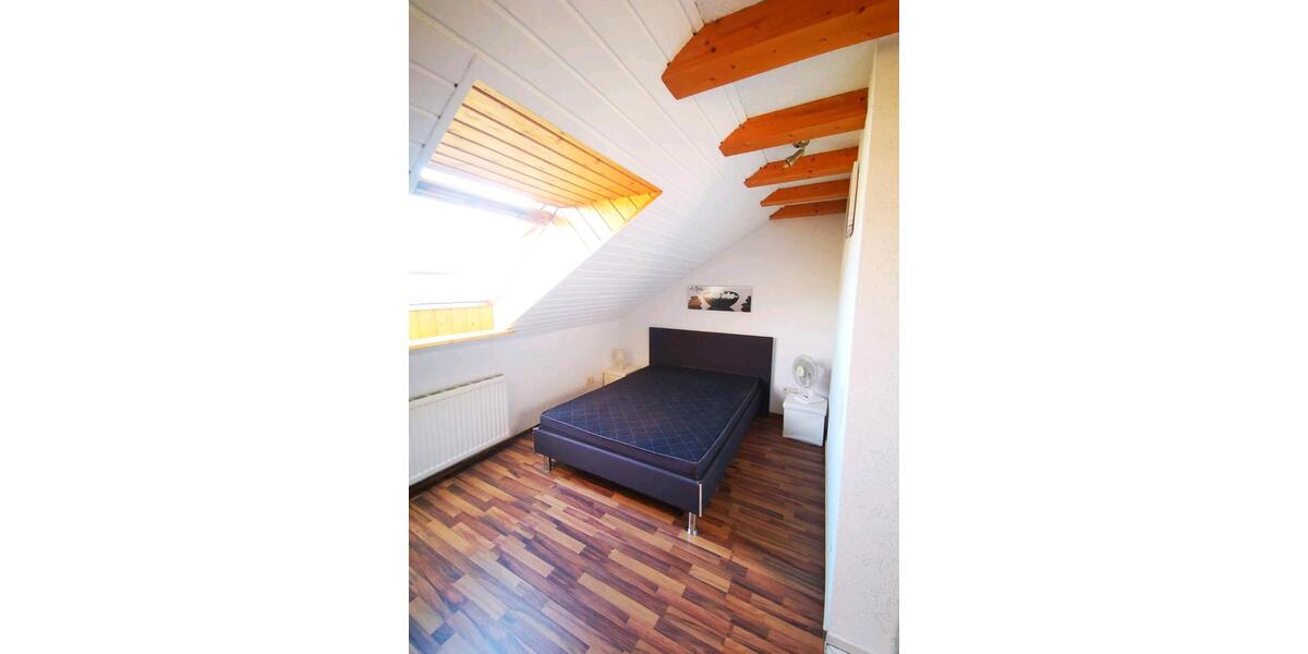 Dachgeschoßwohnung Fußgönheim - 2 Zimmer, 50 m&sup2;, 750&euro; | Angebot:26693606