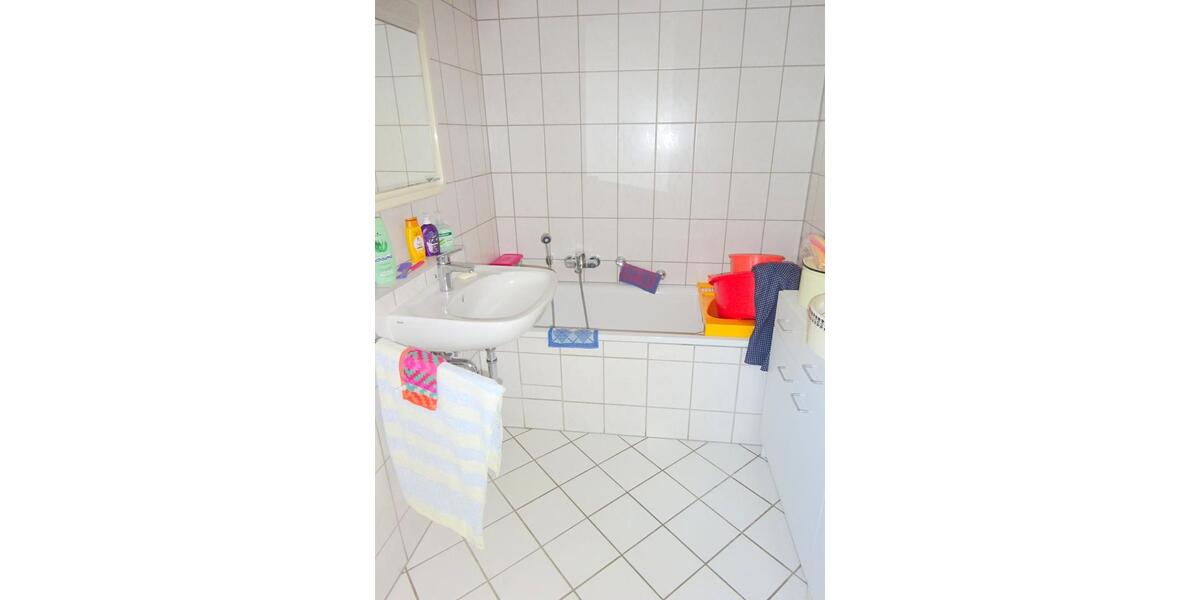 Hochparterre Eisfeld - 3 Zimmer, 71 m&sup2;, 545&euro; | Angebot:25854927